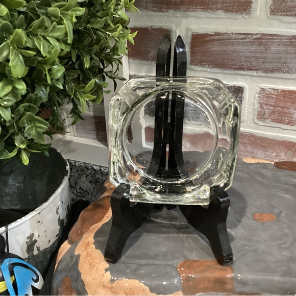 Vintage Glass Crafted Ashtray - Beautiful Very Gently Used Collectible - Nice - Picture 4 of 11